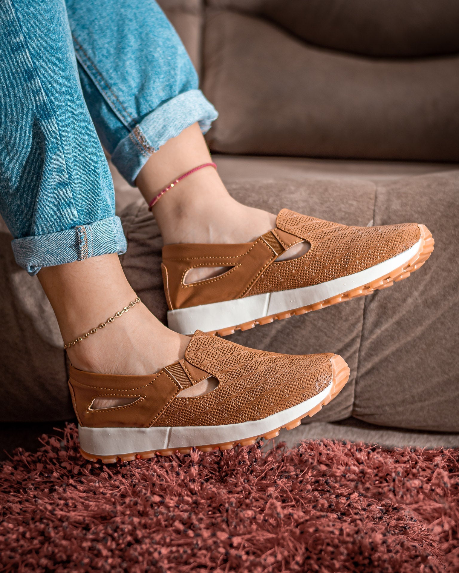 gid://shopify/MediaImage/24692156891230